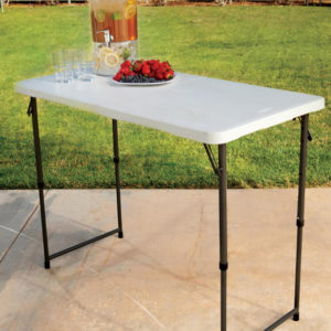 Lifetime Products Mesa Comercial Plegable a La Mitad 122 cm x 61 cm x 91 cm (PM- 4429)